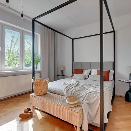 Apartament Nadmorski Z Tarasem Nad Bulwarem